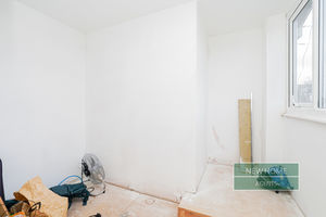 Photo 30- click for photo gallery